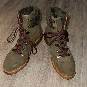 Olive green lace up boots size 8